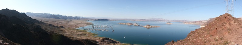 [Lake Mead: Recreational Area Behind Dam]